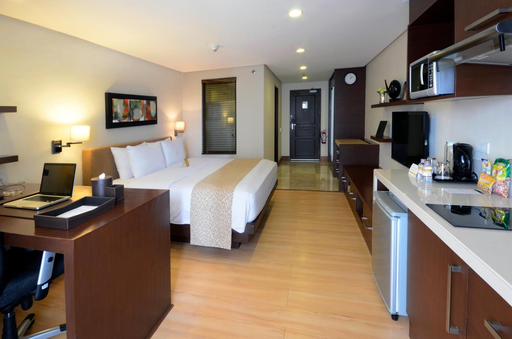 Parque Espana Residence Hotel Muntinlupa City Exterior foto